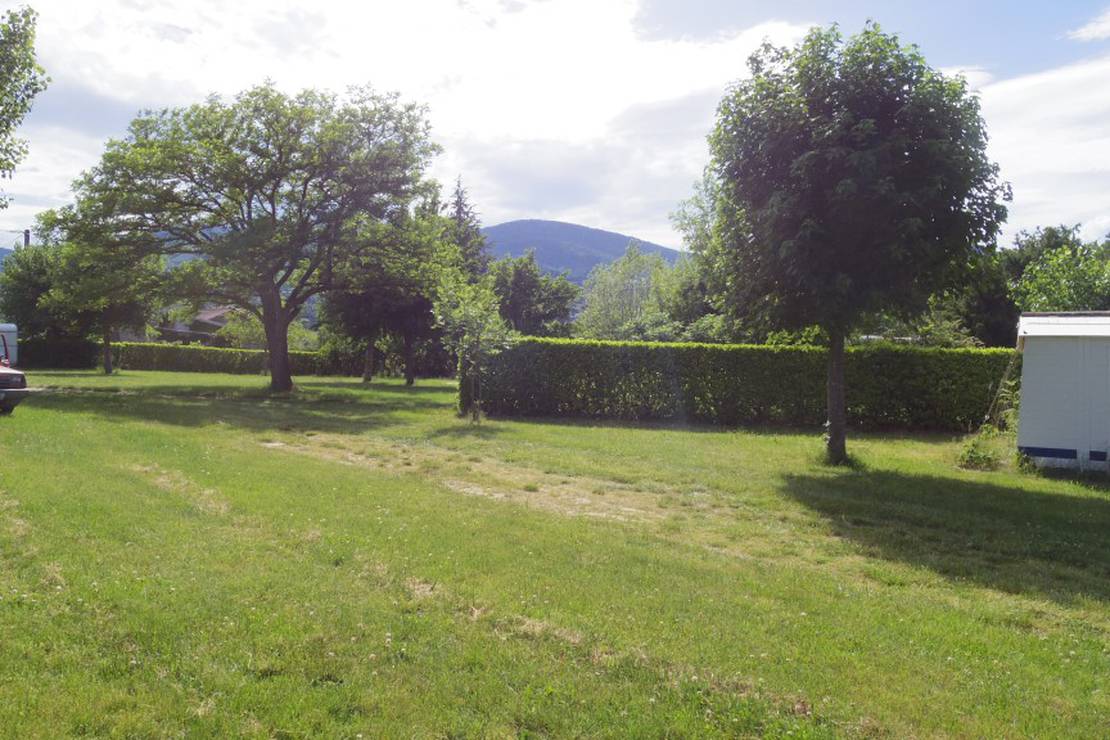 Camping aire naturelle de Bertholat Pierre photo 4