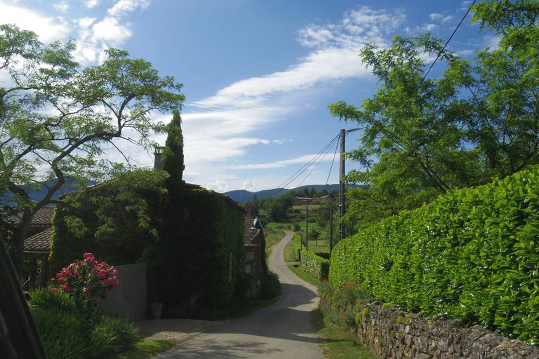 Camping aire naturelle de Bertholat Pierre photo 3