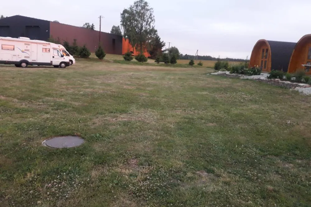 Campingplatz bei Restaurant "Lahemaa Kohvikann"