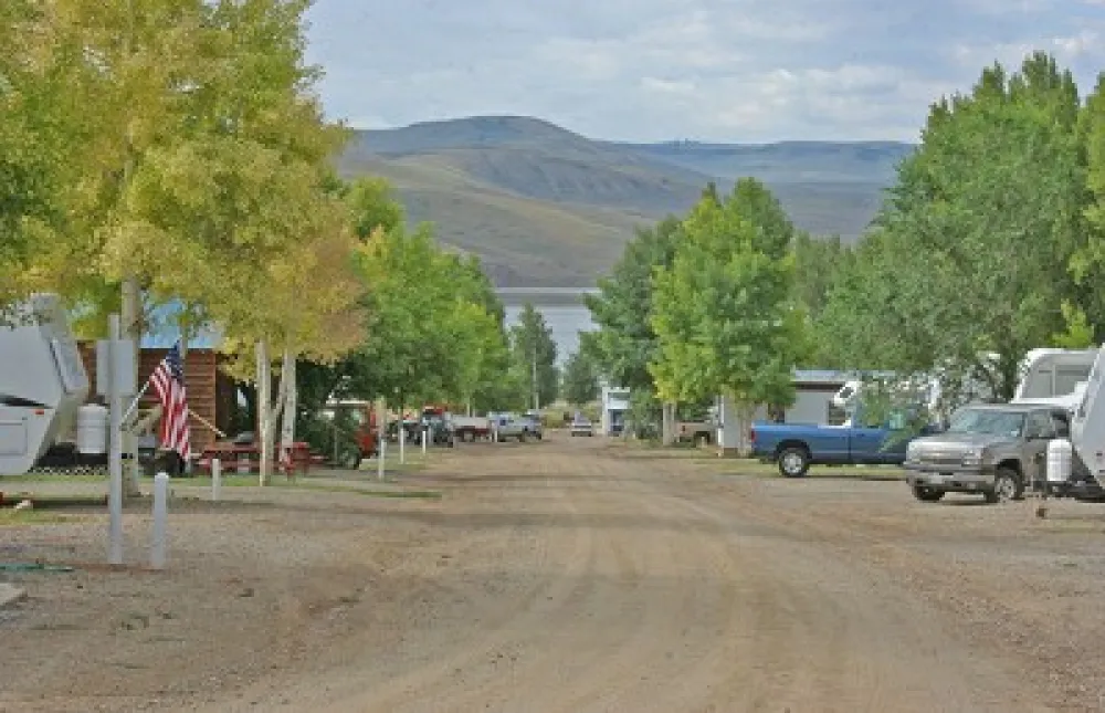 Gunnison Lakeside RV Park & Cabins