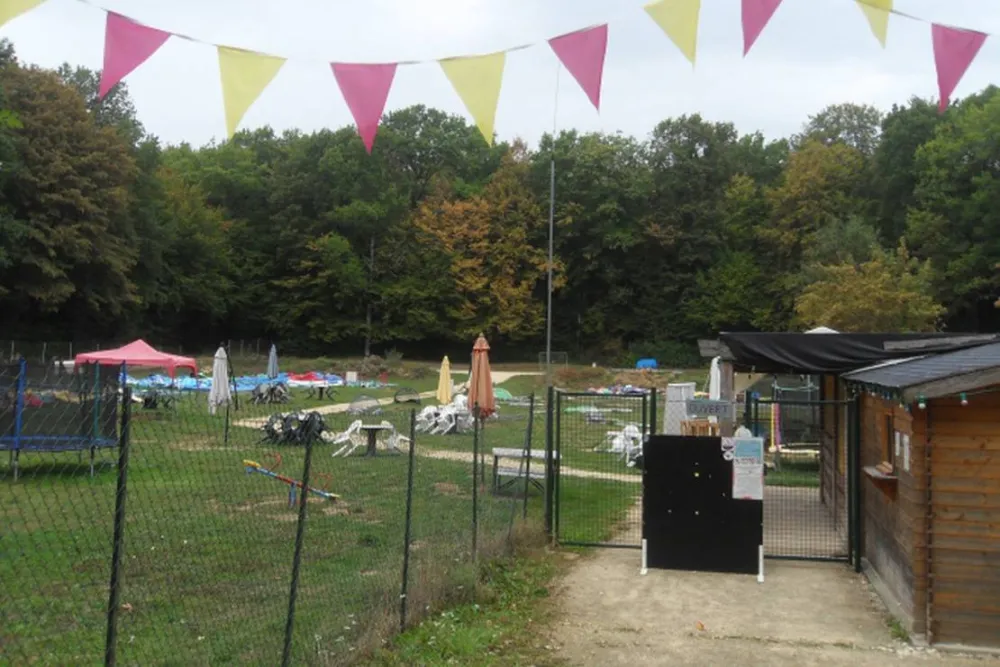 Camping La Fontaine aux Fées