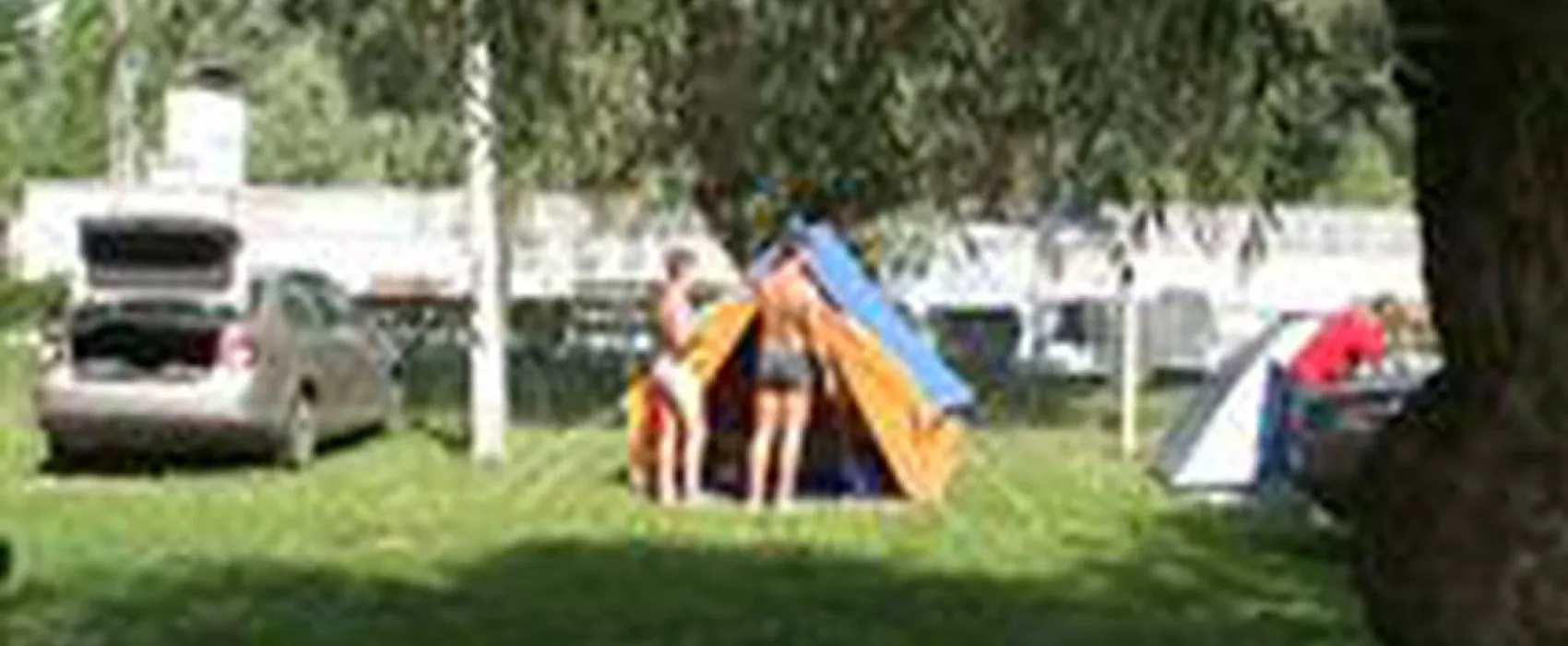 Füzes Camping - Panzió és Strandbad