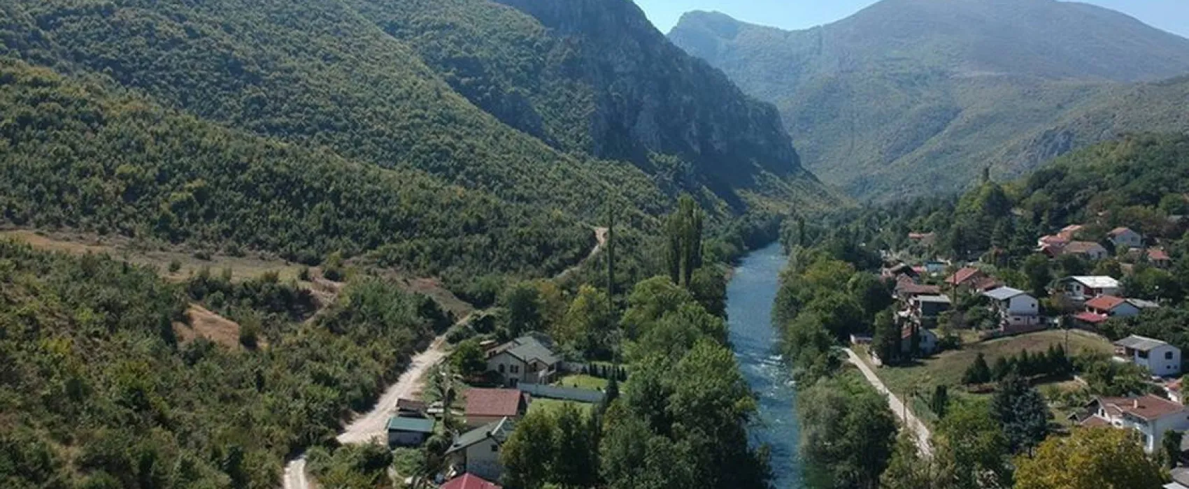 River Camp Matka -Salamander