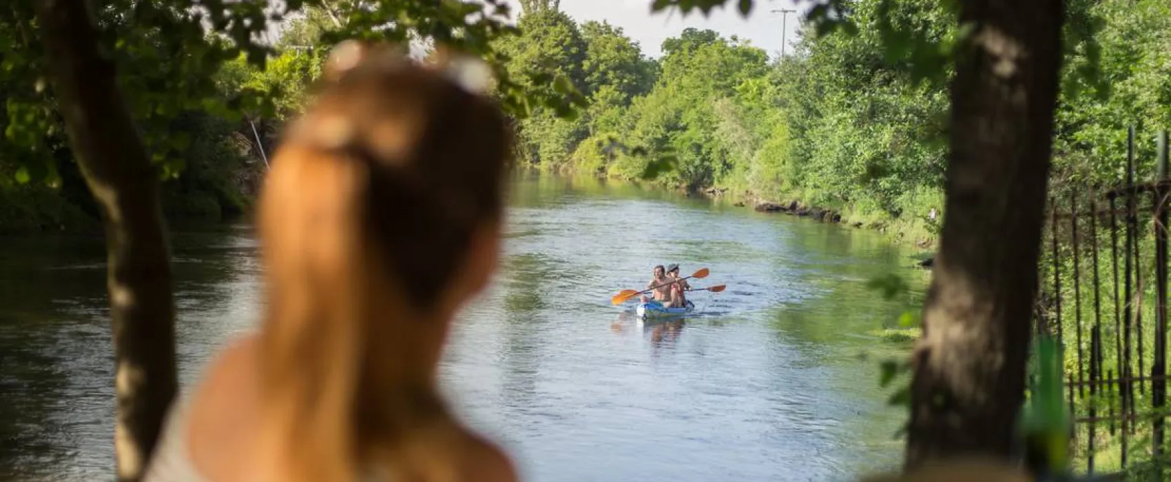 River Camp Matka -Salamander
