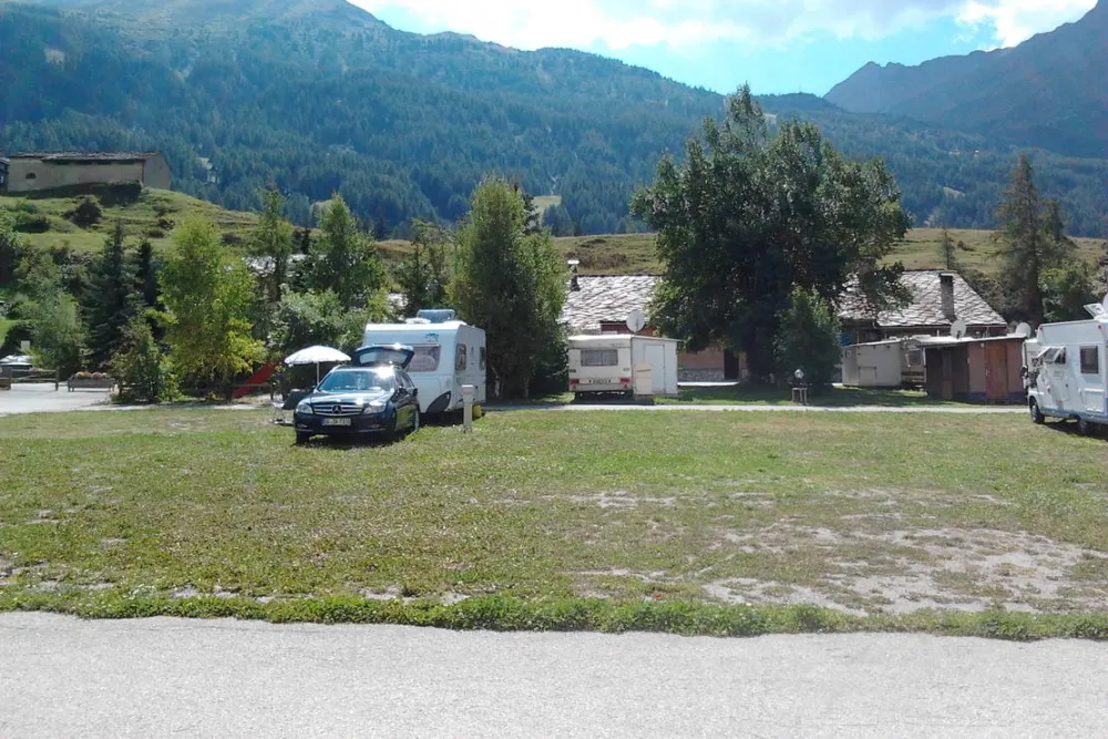 Camping Caravaneige de Lanslevillard