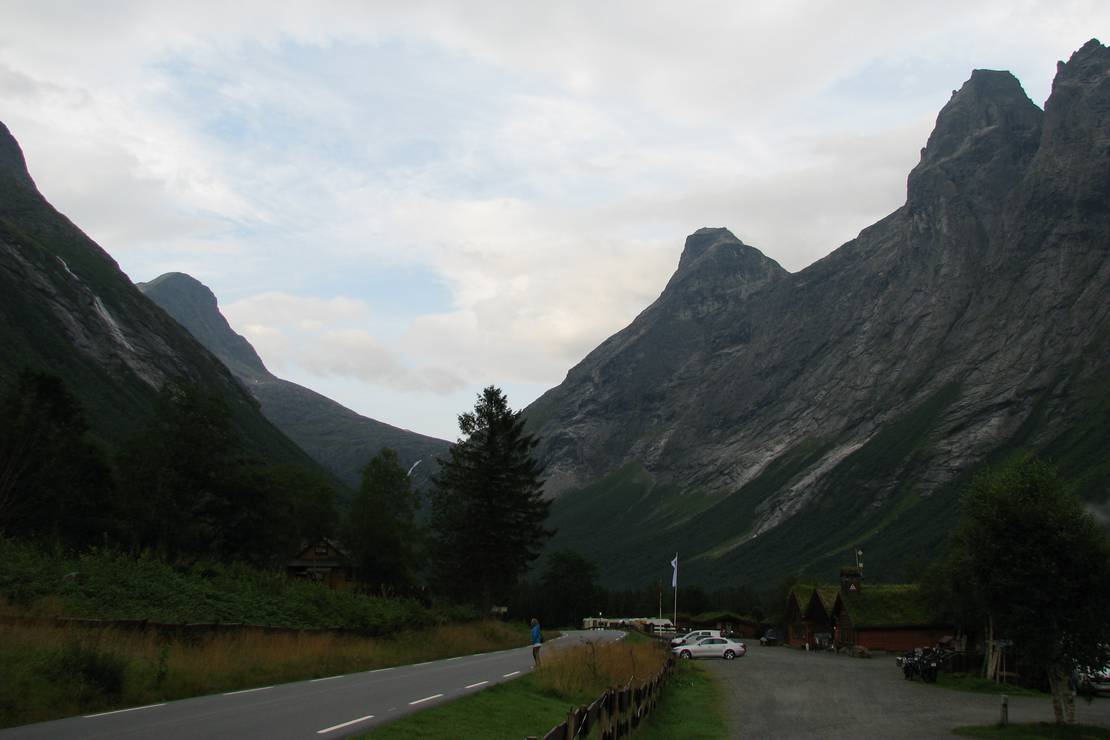 Trollstigen Camping Og Gjestegård photo 3