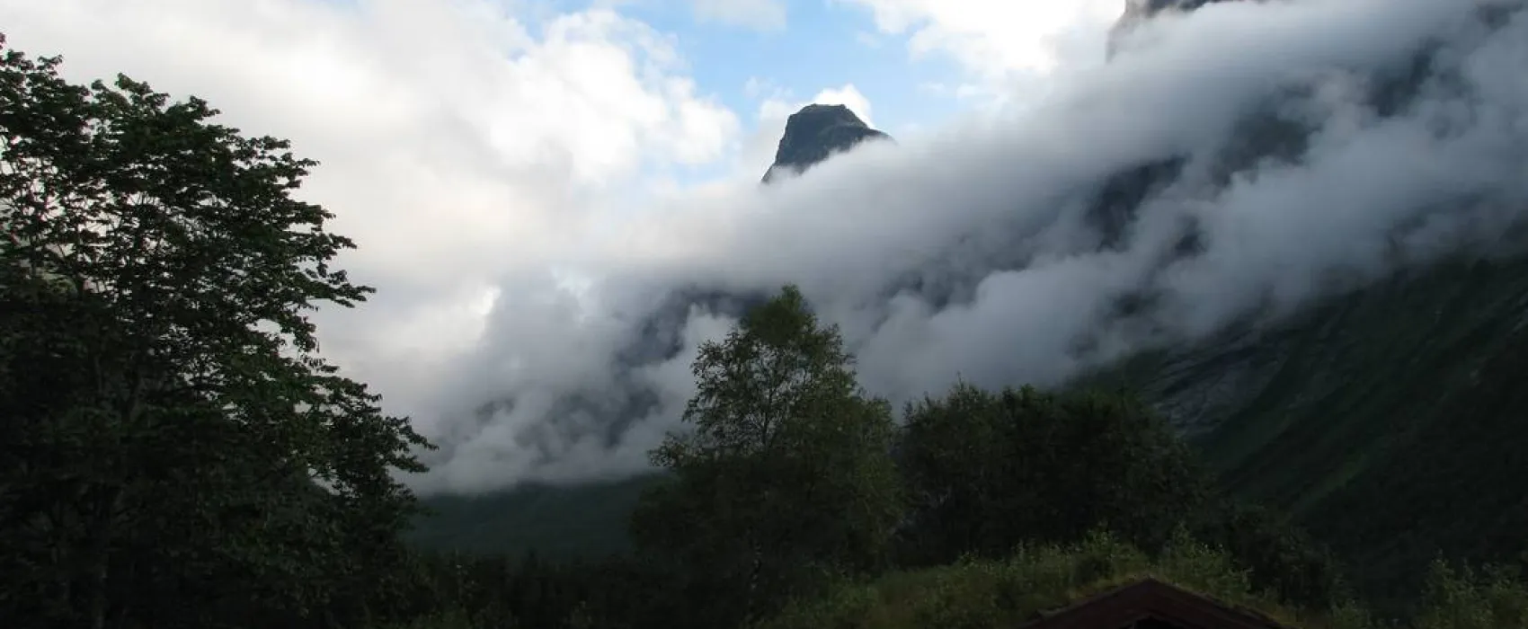 Trollstigen Camping Og Gjestegård
