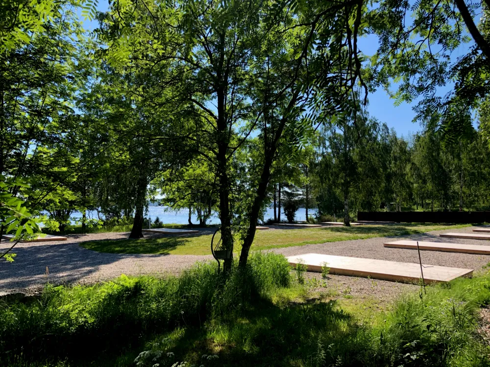 Sagaliden. En liten plats.