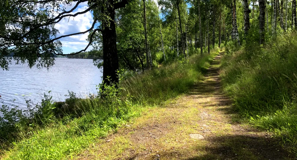 Sagaliden. En liten plats.