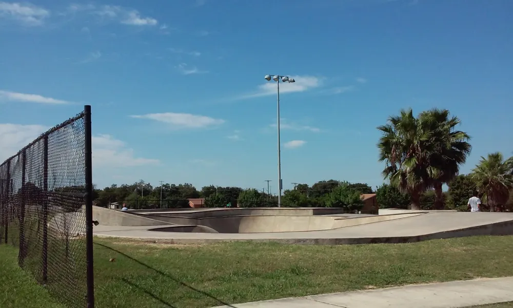 Hill Country Cottage & RV Resort