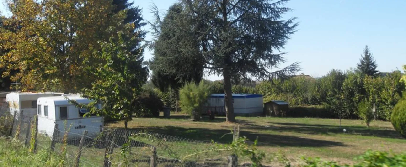 Camping aire naturelle De Mont-Chardon