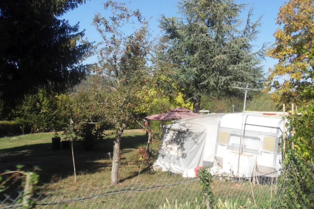 Camping aire naturelle De Mont-Chardon