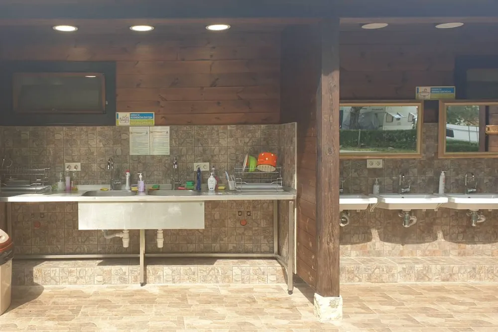 Campsite Kapinovski Monastery