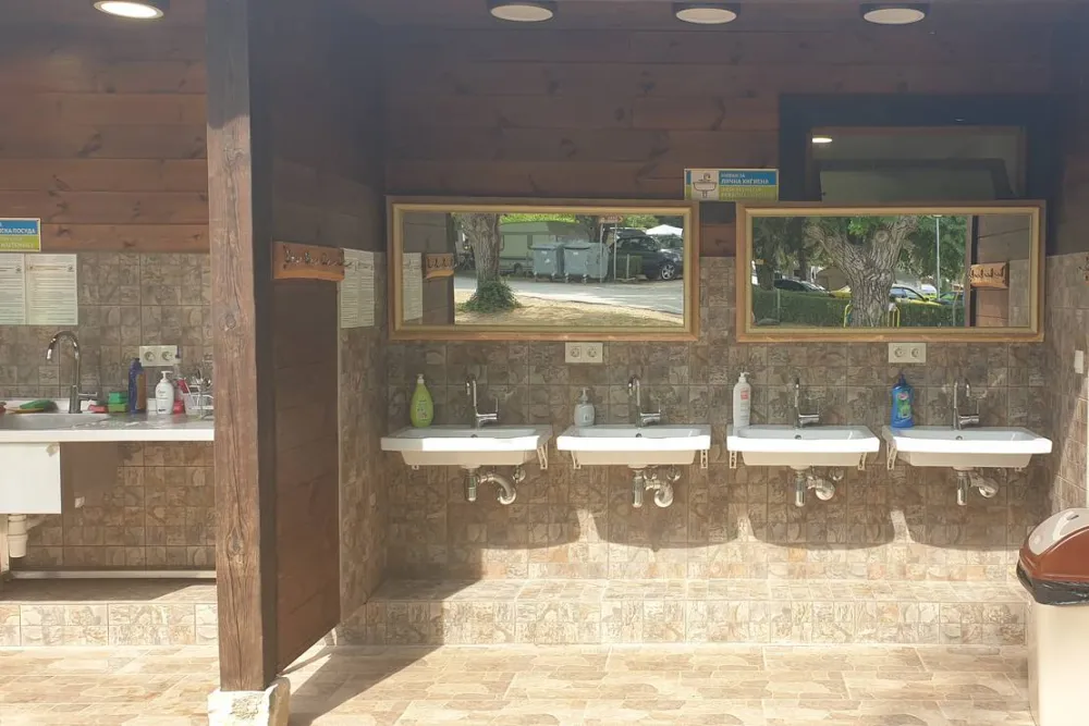 Campsite Kapinovski Monastery