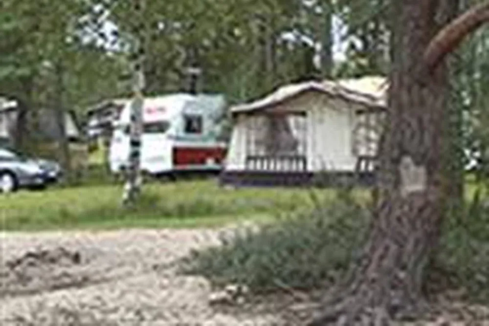 Flatenbadets Stugor & Camping