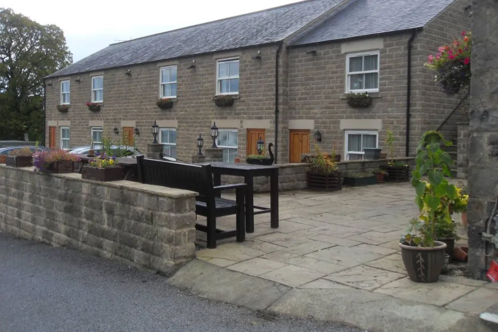 Black Swan Country Park