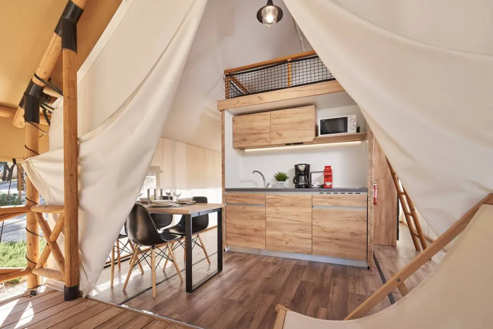 Marina Glamping Nova Zivohost