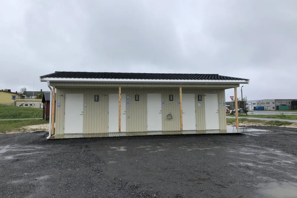 Sommarøy Camping & Marina