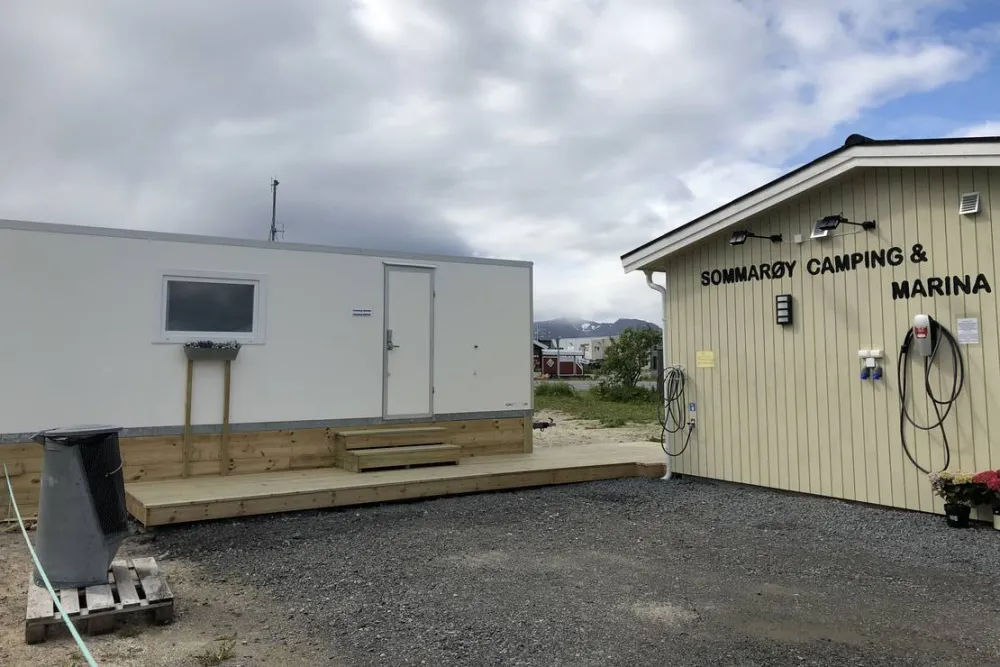 Sommarøy Camping & Marina