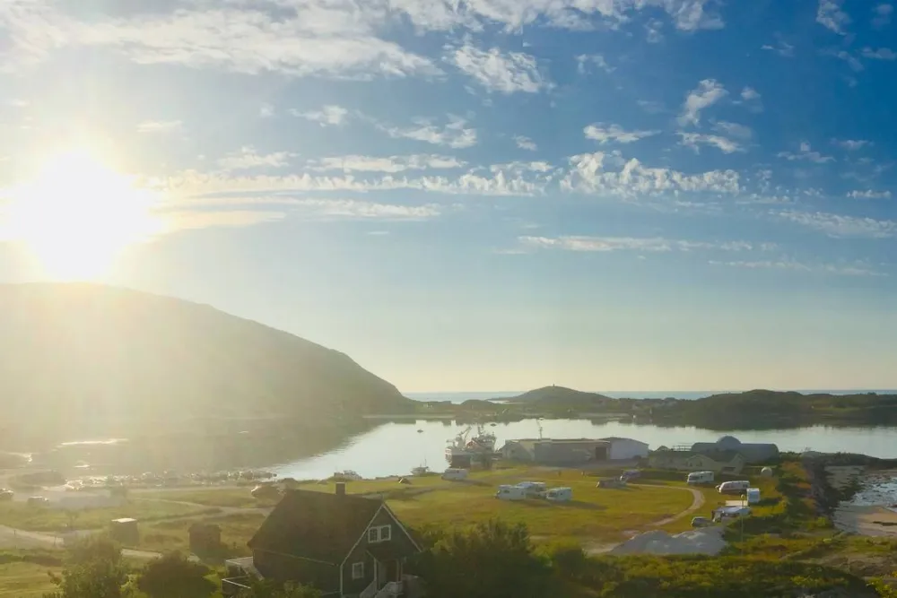 Sommarøy Camping & Marina