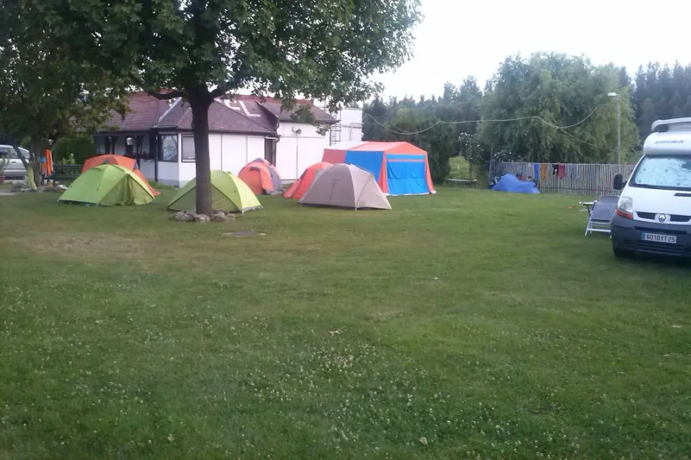 HALÁSZKERT VENDÉGLŐ CAMPING