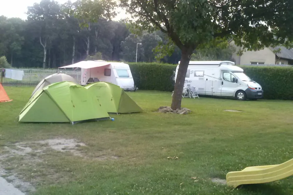 HALÁSZKERT VENDÉGLŐ CAMPING