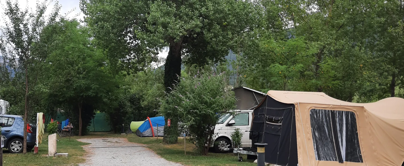 CAMPING LA RIBIERE***