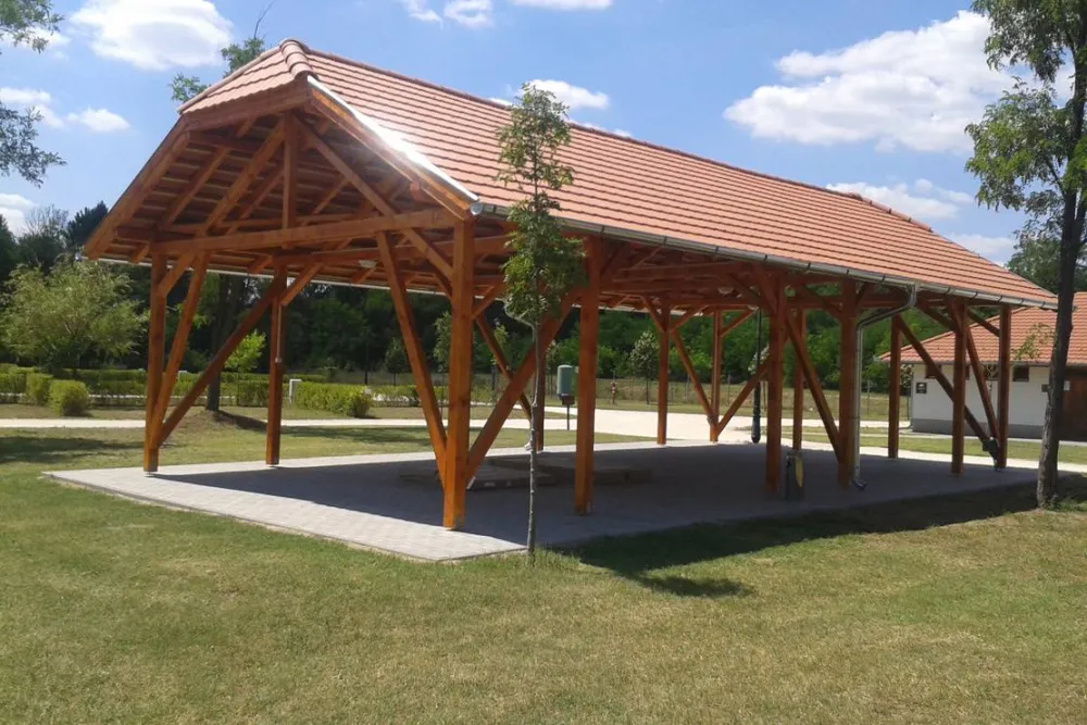 Apartmanpark és Kemping - Cegléd