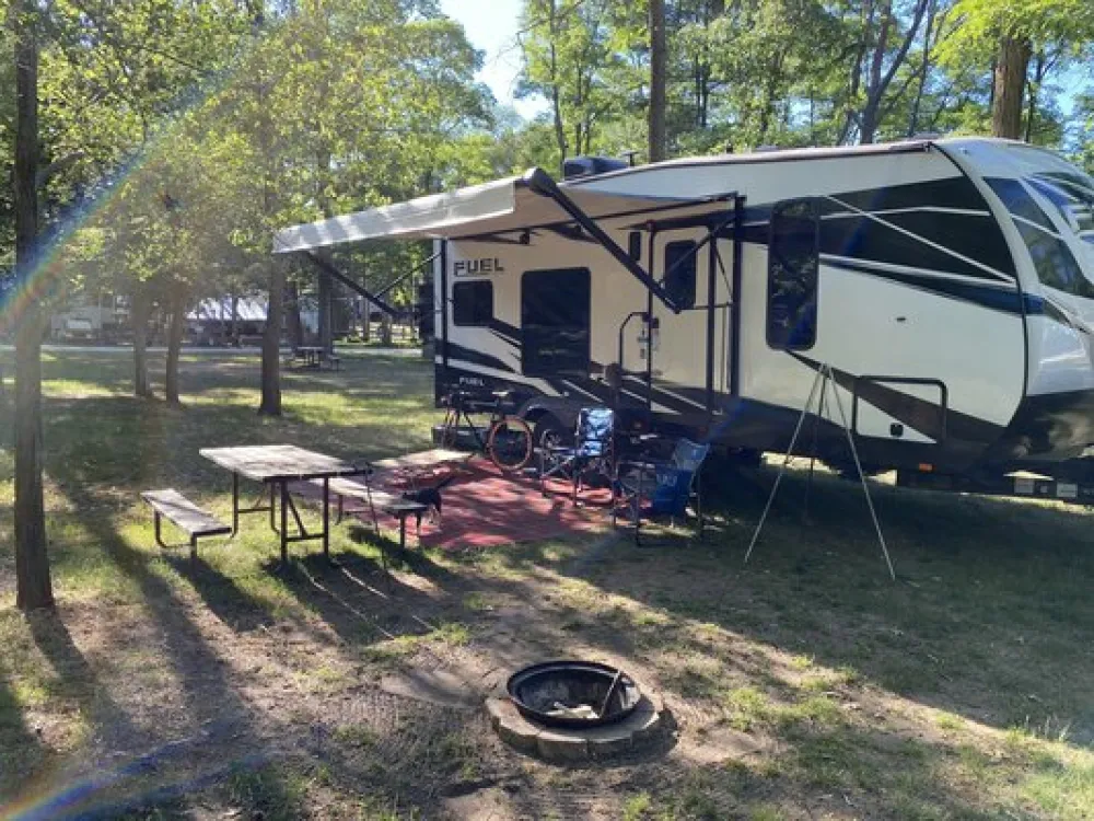 Buffalo Lake Camping Resort