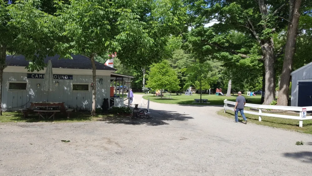 Homestead By The River Family Campground