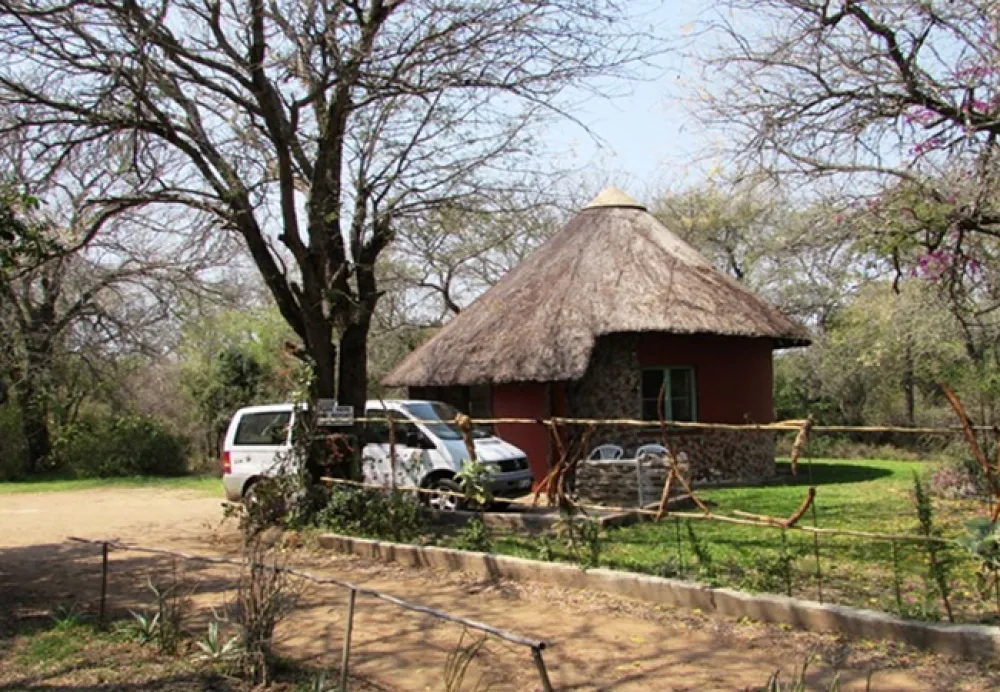 Amanzimlotzi Riverside Bush Camp