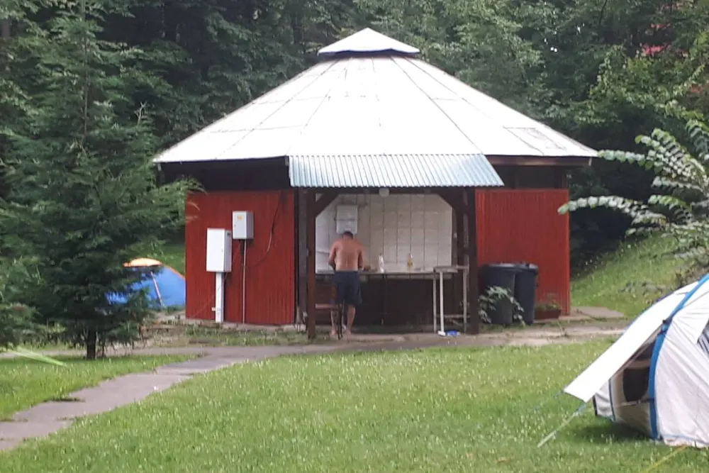 Hollóstetői Hegyi Camping