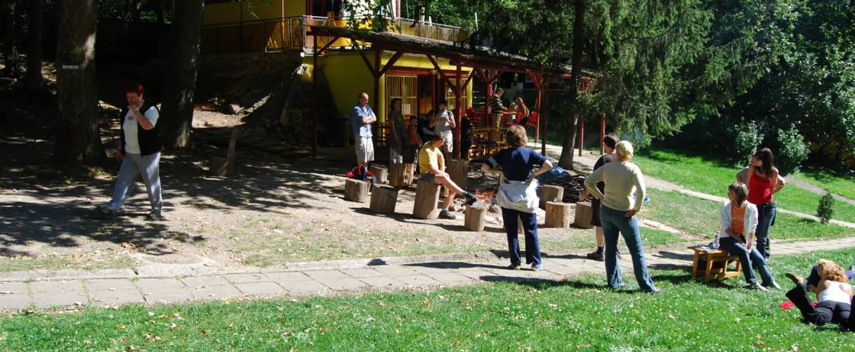 Hollóstetői Hegyi Camping