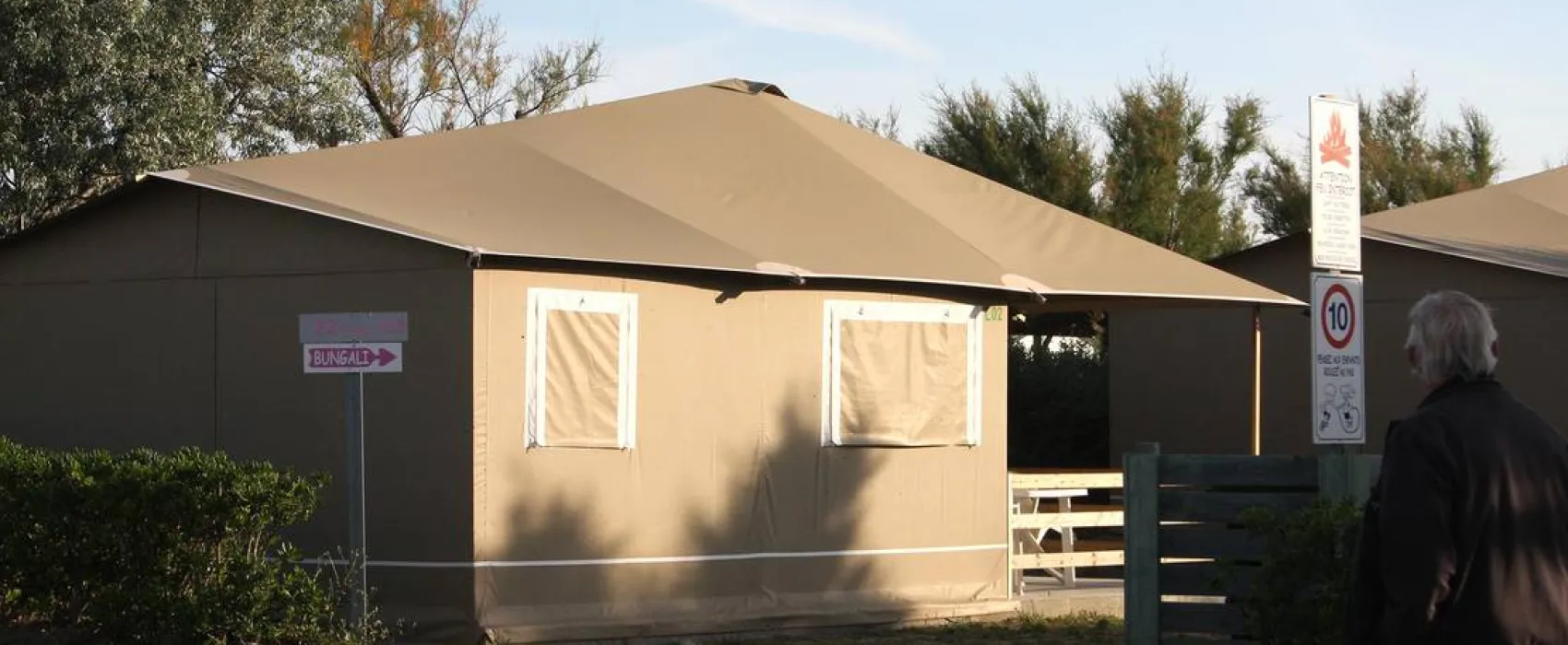 Camping Le Clos Du Rhone