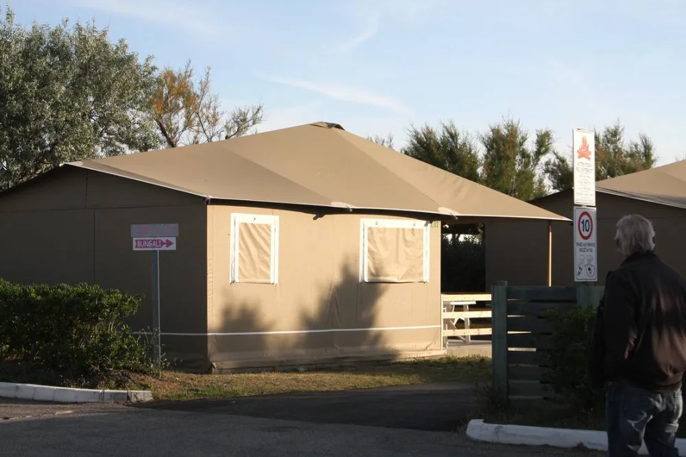Camping Le Clos Du Rhone