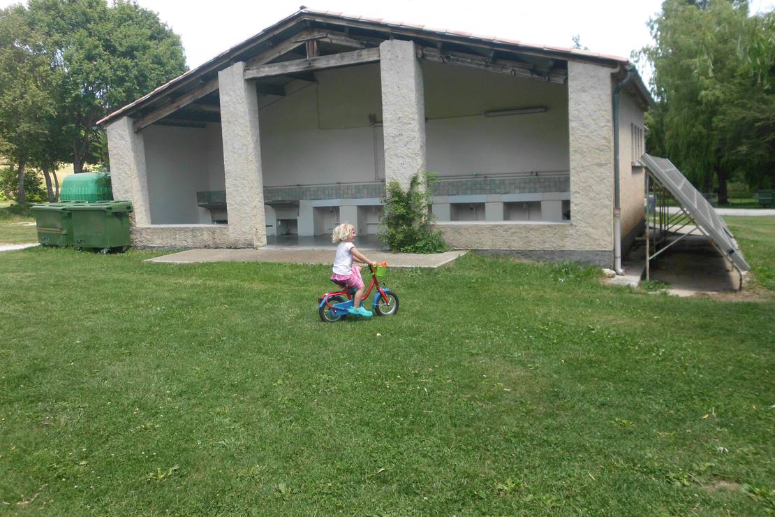 Camping Municipal Le Grand Canyon in France - Spottocamp - Spottocamp