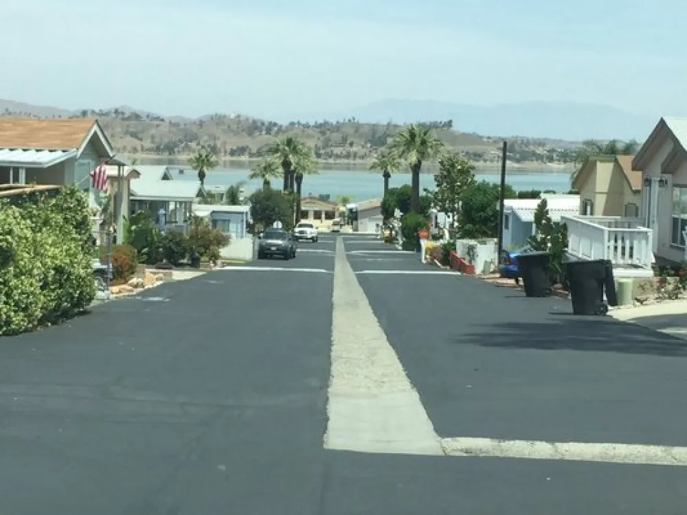 Crane Lakeside Park & Resort