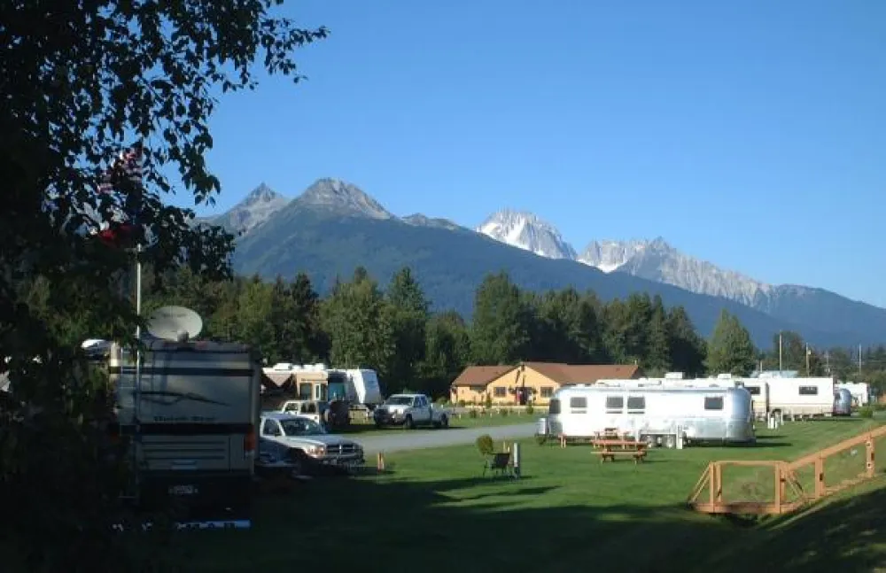 Haines Hitch-Up RV Park