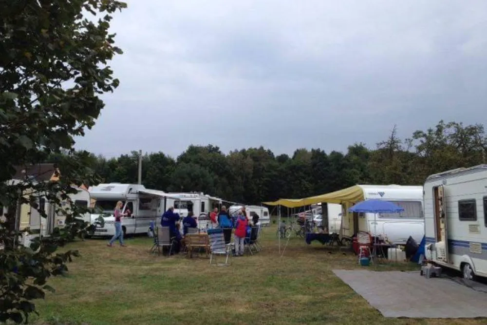 CamperPark LENA Łęknica/Bronowice