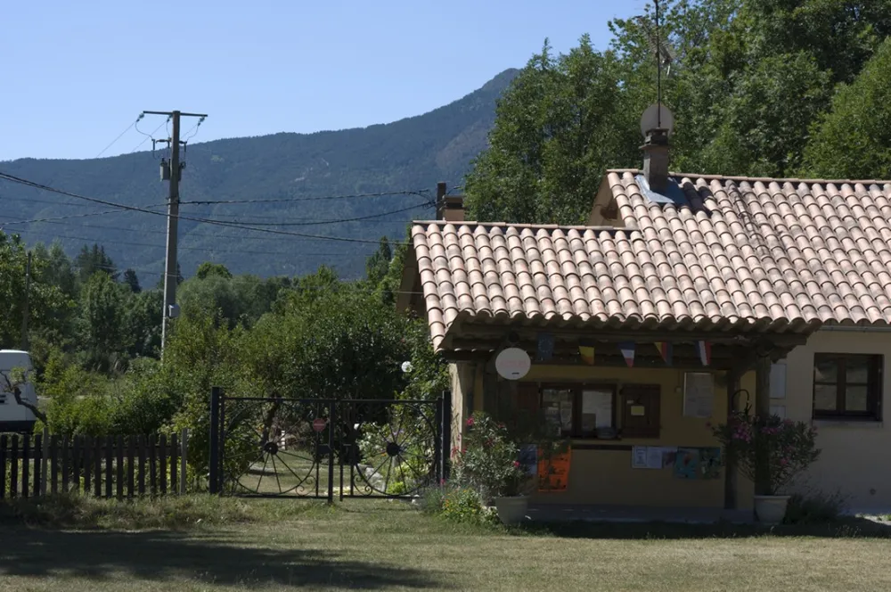 Aire Naturelle l' Issole