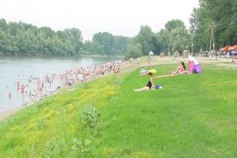 Hongarije Poesta Mini-Camping