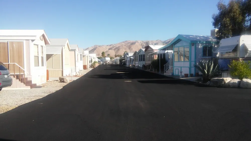 Desert Oasis MH & RV Resort