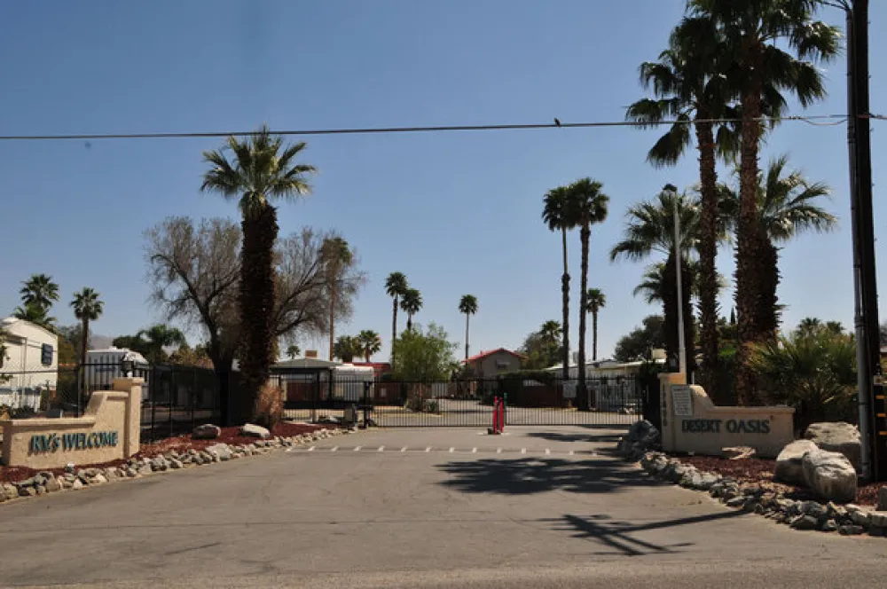 Desert Oasis MH & RV Resort