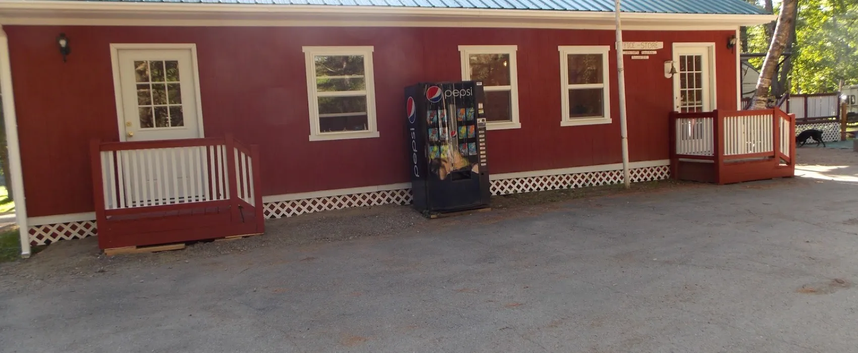 Pine Grove Campground & Cottages