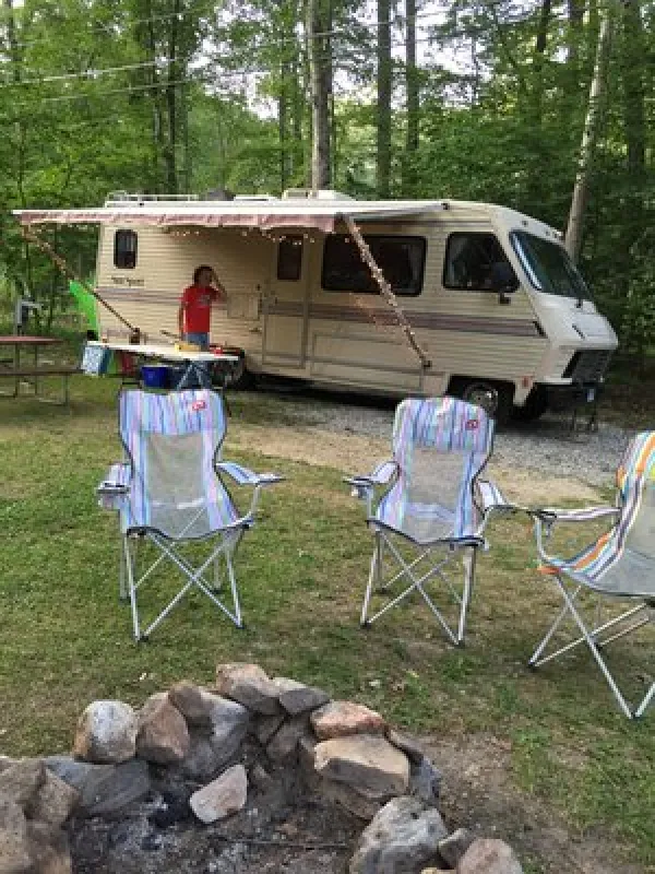 Water's Edge Family Campground