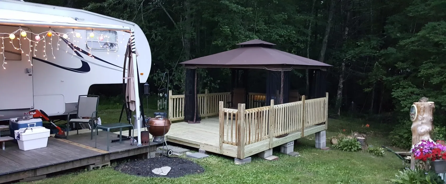 Water's Edge Family Campground