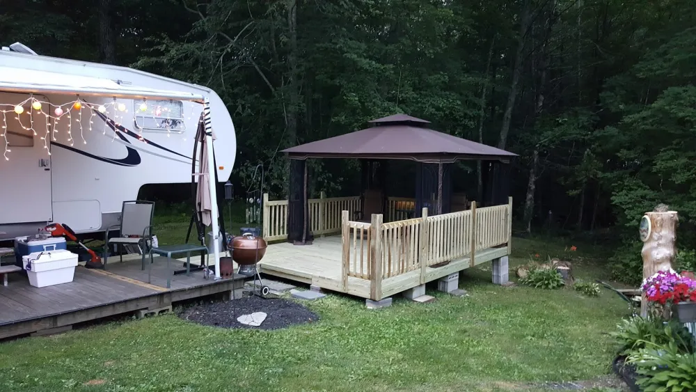 Water's Edge Family Campground