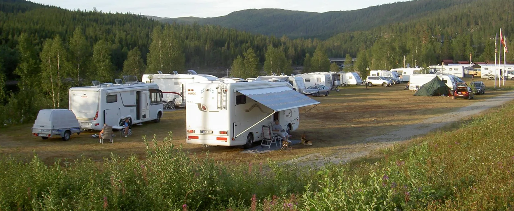 Brekkvasselv Camping