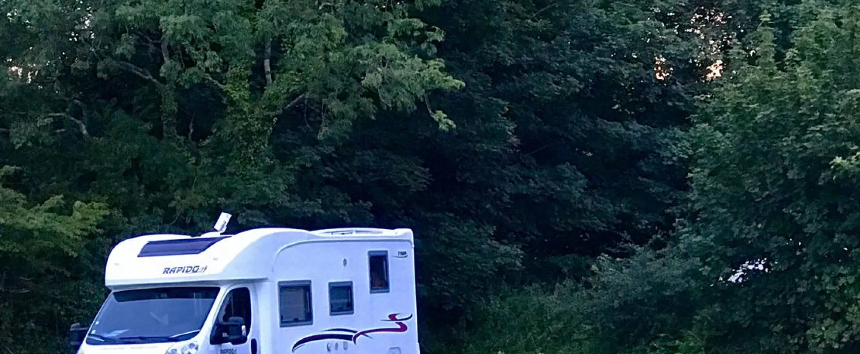 Tregroes Caravan, Camping and Glamping Park