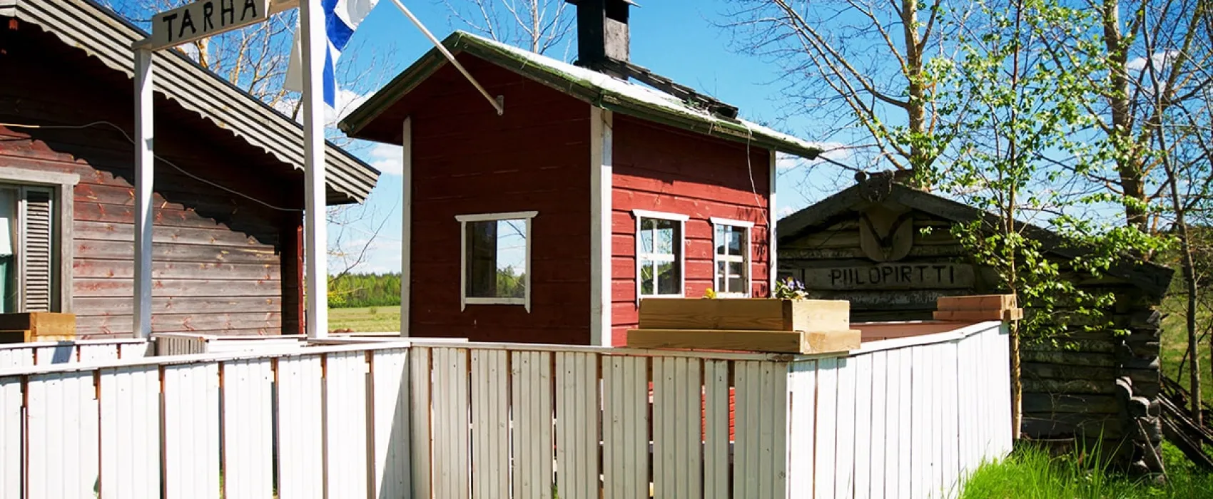 Hakunin hevos- ja kotieläintila